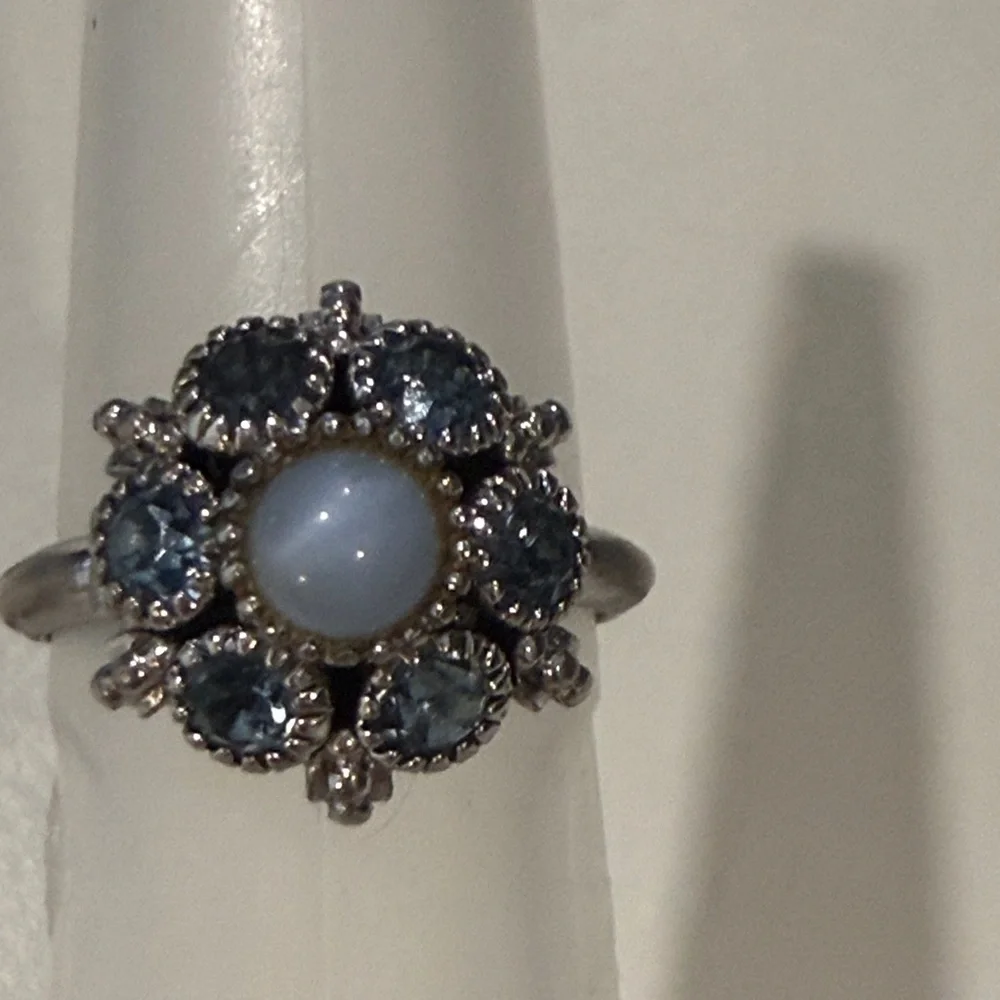 Avon Silver Ring with Blue and White Stones - Picture 1 of 3